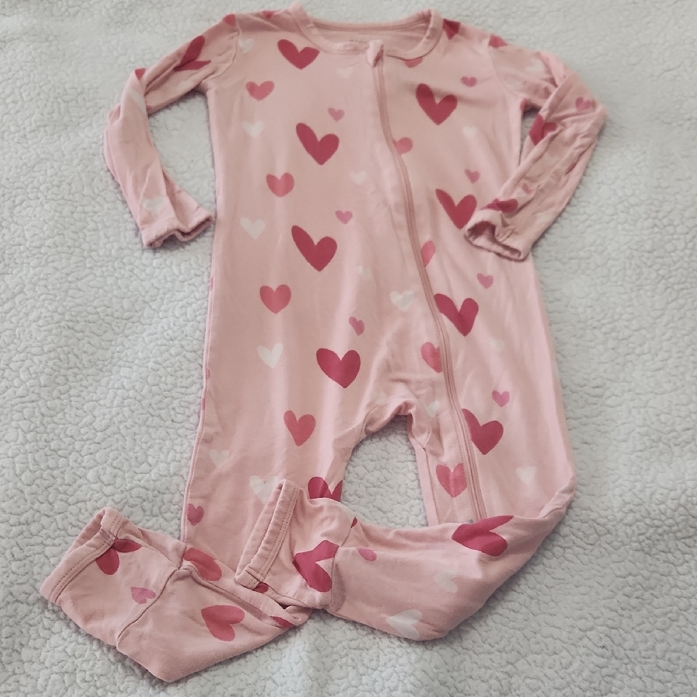 Kyte bamboo hearts romper Size 4T